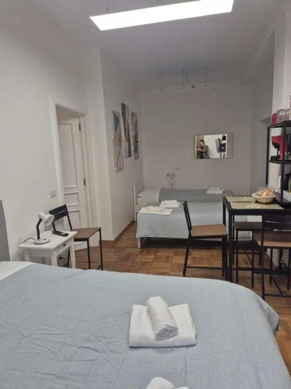Camera quadrupla deluxe, prospettiva – B&B Sparano 103, Via Sparano, Bari centro