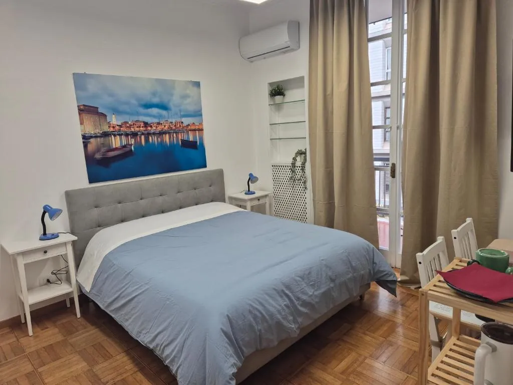 Camera quadrupla superior, letto matrimoniale – B&B Sparano 103, Via Sparano, Bari centro